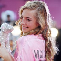 Dalam video di TikTok dengan judul Sedikit terlambat Victorias Secret, Bridget mengungkapkan bahwa betapa tidak sehat dan kurusnya dia saat berjalan di fashion show tahunan Victorias Secret di 2016. Di video tersebut, model 29 tahun itu mengungkap ukuran bra dulu dan sekarang demi mengungkap keburukan Victorias Secret.  Foto: Getty Images