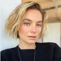 Bridget mengklaim bahwa bos Victorias Secret menolaknya dan mengatakan bahwa tubuhnya tidak cukup baik ketika ukuran dadanya menjadi 30B. Foto: Instagram