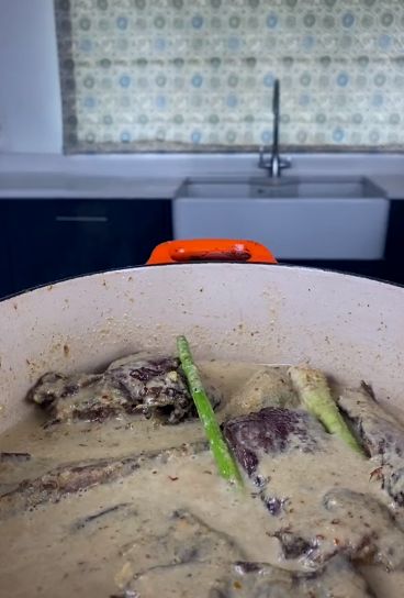 Bule Inggir Jago Masak Rendang