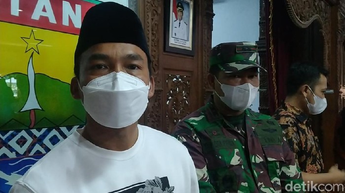 Bupati Batang Wihaji, Jumat (2/7/2021).