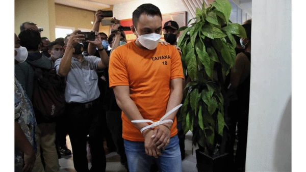 Foto Populer Sepekan: Corona Bikin RI Kelabakan, PPKM Darurat Jadi Pilihan