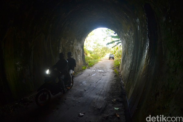 Betul, jembatan dan terowongan KA Banjar-Cijulang sudah ditetapkan menjadi cagar budaya, kata Kepala Bidang Kebudayaan Disparbud Pangandaran Aceng Hasyim, Sabtu (3/7).