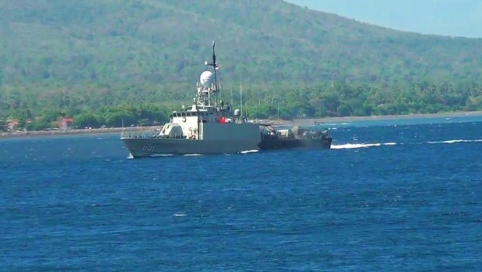 KRI Rigel 933 cari KMP Yunicee