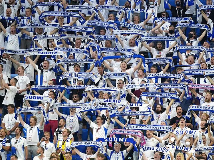 Piala Eropa 2020 Bikin Lonjakan Kasus Corona di Finlandia