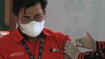 Ragam Ekspresi Warga Saat Jarum Vaksin Menembus Lengan