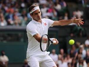 Wimbledon 2021: Federer Lolos ke Babak Ketiga