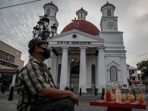 Pemerintah Beri Bansos Baru untuk Warga Terdampak PPKM Level 4