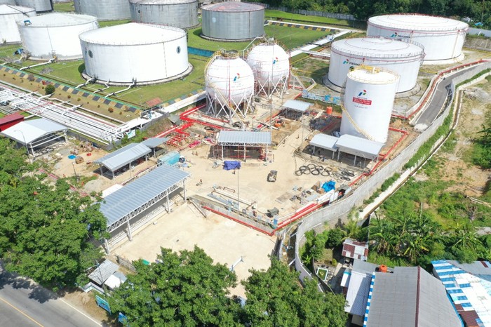 Terminal LPG di Wayame, Ambon, Provinsi Maluku dengan kapasitas total 2.000 Metrik Ton (MT) ditargetkan selesai Juli 2021.