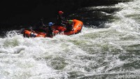 Di tempat ini, traveller bisa menaklukan sungai dengan debit air yang bisa mencapai hingga 120 meter kubik per detik. Sungai Asahan juga bukan sembarang sungai lho. 