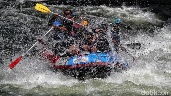 Uji Adrenalin di Sungai Asahan, Arung Jeram Terbaik ke-3 Dunia