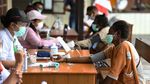 Potret Vaksinasi Warga di Timur Indonesia