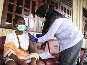 Disorot WHO, Nakes Papua-Maluku Paling Banyak Belum Divaksin Sama Sekali!