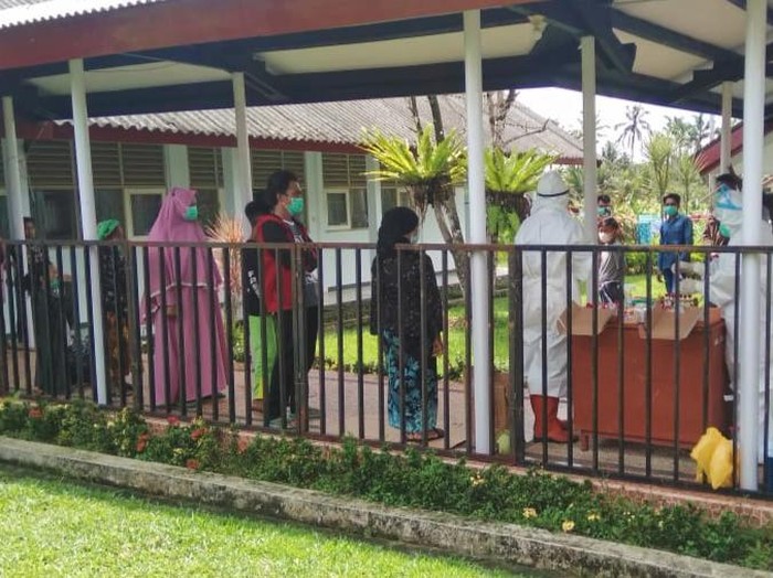 warga banyuwangi swab antigen