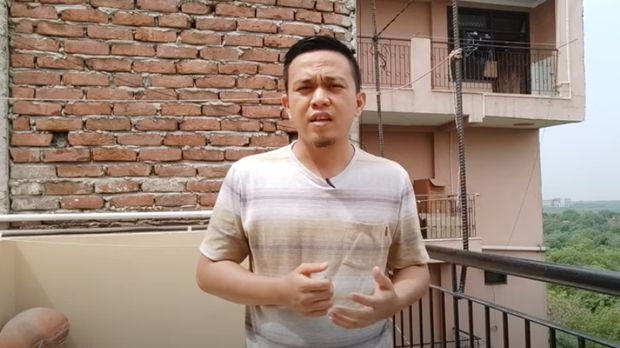 agoes aufiya, wni di india