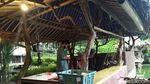 Serunya! Makan Gurame Bakar Sambil Mancing Seru di Tangerang Selatan