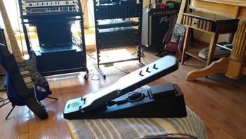 Pedal raksasa. Foto: dok reddit/confusing_perspective