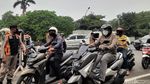 Lalin di Pos Penyekatan CITO Surabaya Macet Imbas PPKM Darurat