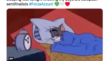 Fans tim Azzuri pun bisa tertidur nyenyak. Foto: Twitter