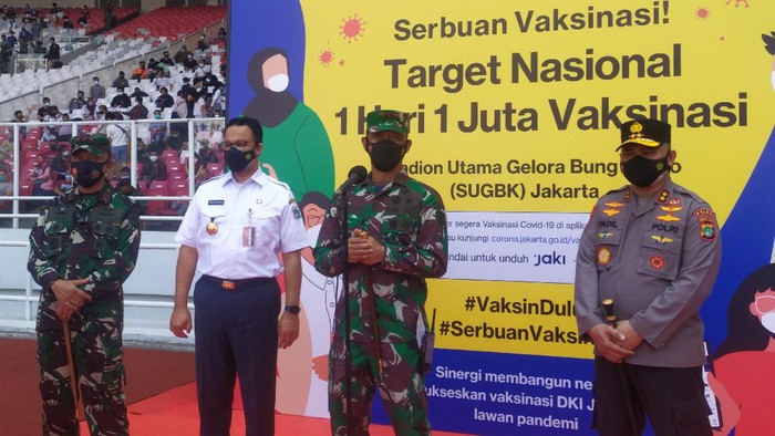 Pangdam Jaya saat berada di GBK (Luqman-detikcom)