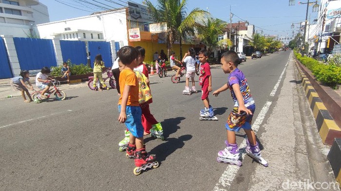 Sebanyak 12 jalur protokol dan perbatasan Cianjur dilakukan pendekatan selama Pemberlakuan Pembatasan Kegiatan Masyarakat (PPKM) Darurat.