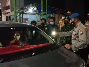 PPKM Darurat Perbatasan Probolinggo-Situbondo, Pengendara Bandel Diputar Balik