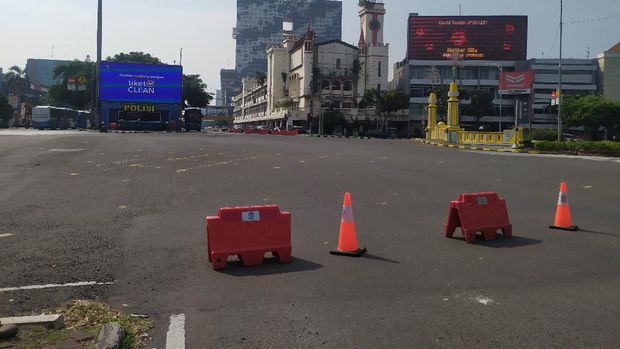 PPKM Darurat diterapkan, jalanan Ibu Kota sepi
