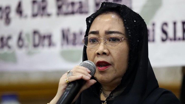 Putri Proklamator Soekarno, Rachmawati Soekarnoputri, meninggal dunia. Adik dari Megawati ini meninggal dunia di RSPAD Gatot Soebroto.
