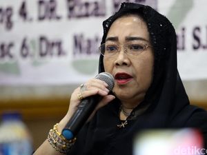 Tatapan Terakhir Rachmawati ke Sang Putra