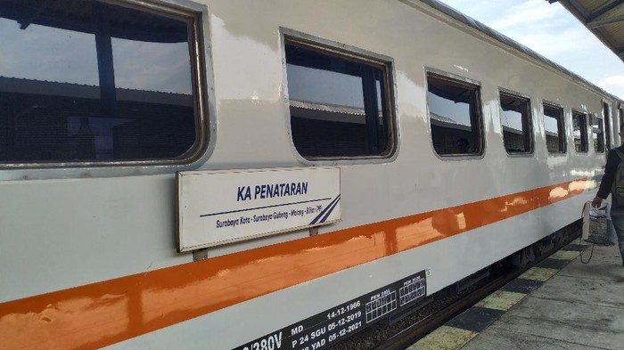 stasiun blitar