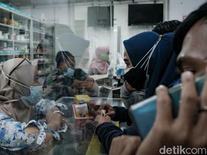 Terbaru! Oseltamivir-Azithromycin Kini Tak Wajib untuk Isoman COVID-19
