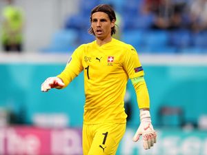 Swiss Vs Spanyol: Penampilan Jempolan Yann Sommer