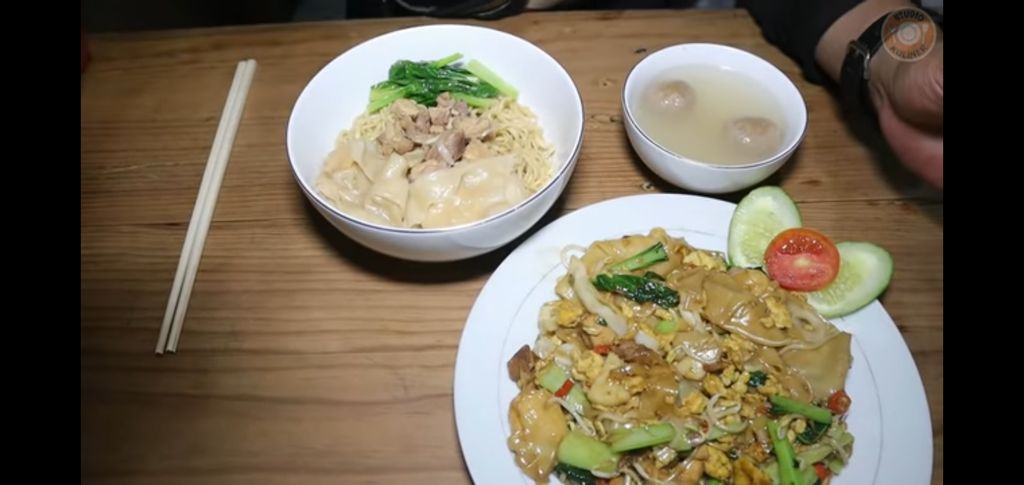 23 Tahun Kerja di Resto Bakmi Terkenal, Pria Ini Sekarang Buka Warung Sendiri