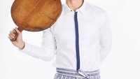 Masih di tahun 2015 ada drama bergenre komedi romantis berjudul I Order You. Dalam drama ini hadir Yunho yang berperan sebagai Cheg Yook Gok Dae. Ia adalah chef yang khusus menyediakan dosirak atau bekal makanan. Foto: JTBC/ChannelA