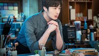  Sweet Munchis bercerita tentang seorang chef sekaligus pemilik restoran yang diperankan oleh Jung Il Woo, ia mengalami banyak masalah dalam mengelola bisnis restorannya. Foto: JTBC/ChannelA