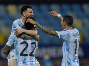 Argentina di Belakang Lionel Messi