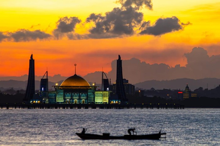 Masjid Terapung Al-Alam di Kendari