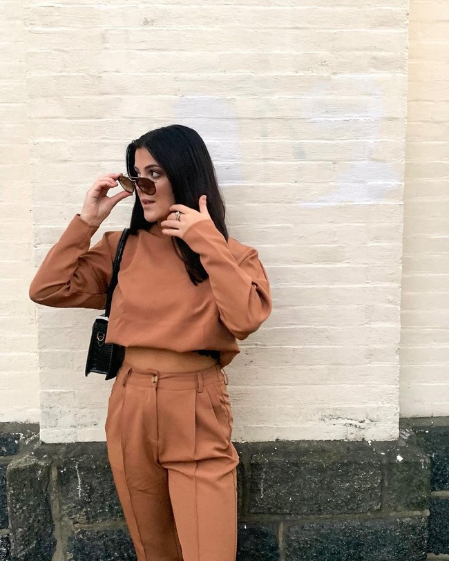 Ketika itu Paige hanya diberi tahu bahwa ada jaringan ekstra yang membuat menstruasinya terganggu tapi dia juga diminta melakukan MRI di minggu selanjutnya. Dan ketika hasilnya keluar, ia mendapati reaksi yang aneh. Foto: Instagram @paigedeangelo