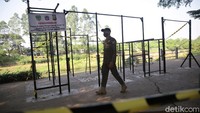 Kawasan tersebut ditutup guna mengantisipasi terjadinya kerumunan yang dapat berisiko penyebaran virus Corona.