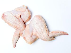 Sayap Ayam Katanya Biang Kerok Kanker Payudara, Mitos atau Fakta?