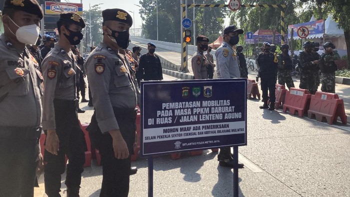 Sempat Dibuka, Jalan Lenteng Agung Kembali Ditutup Pagi Ini (Foto: Annisa/detikcom)
