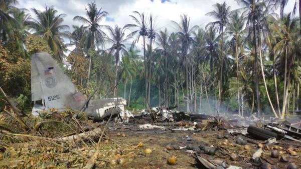 Tewaskan 29 Orang, Pesawat Militer yang Jatuh di Filipina Dievakuasi