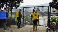 Penutupan ini dimanfaatkan oleh Dinas Kebudayaan dan Pariwisata Banjarnegara untuk melakukan perawatan. 
