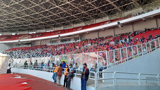Vaksinasi di GBK (Tiara/detikcom)