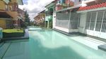 Foto: Vila Kolam Jejer yang Unik dan Viral di Cianjur