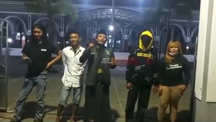 viral penolakan masjid ditutup