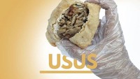 Kalu bosan dengan tahu isi yang itu-itu saja, wajib coba varian tahu goreng isi tumisan usus ayam yang melimpah dari Tahoe.  Foto: Instagram Official Shop