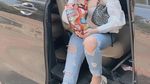 Gaya Cantik Ayu Aulia saat Ngopi di Kafe Mewah