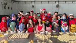 Cantiknya Natasha Wilona Saat Dapat Kue Ultah dan Belajar Bikin Bakpia
