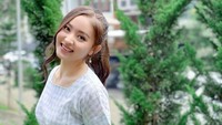 Meski unggahan tersebut tak menyebut siapa artis ‘N’ yang dimaksud, namun banyak netizen menduganya sebagai Natasha Wilona. Sayangnya saat berita ini ditulis, Natasha belum mengklarifikasi dugaan ini. 