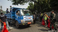 Hanya kendaraan tertent saja yang di perbolehkan memasuki tengah kota.